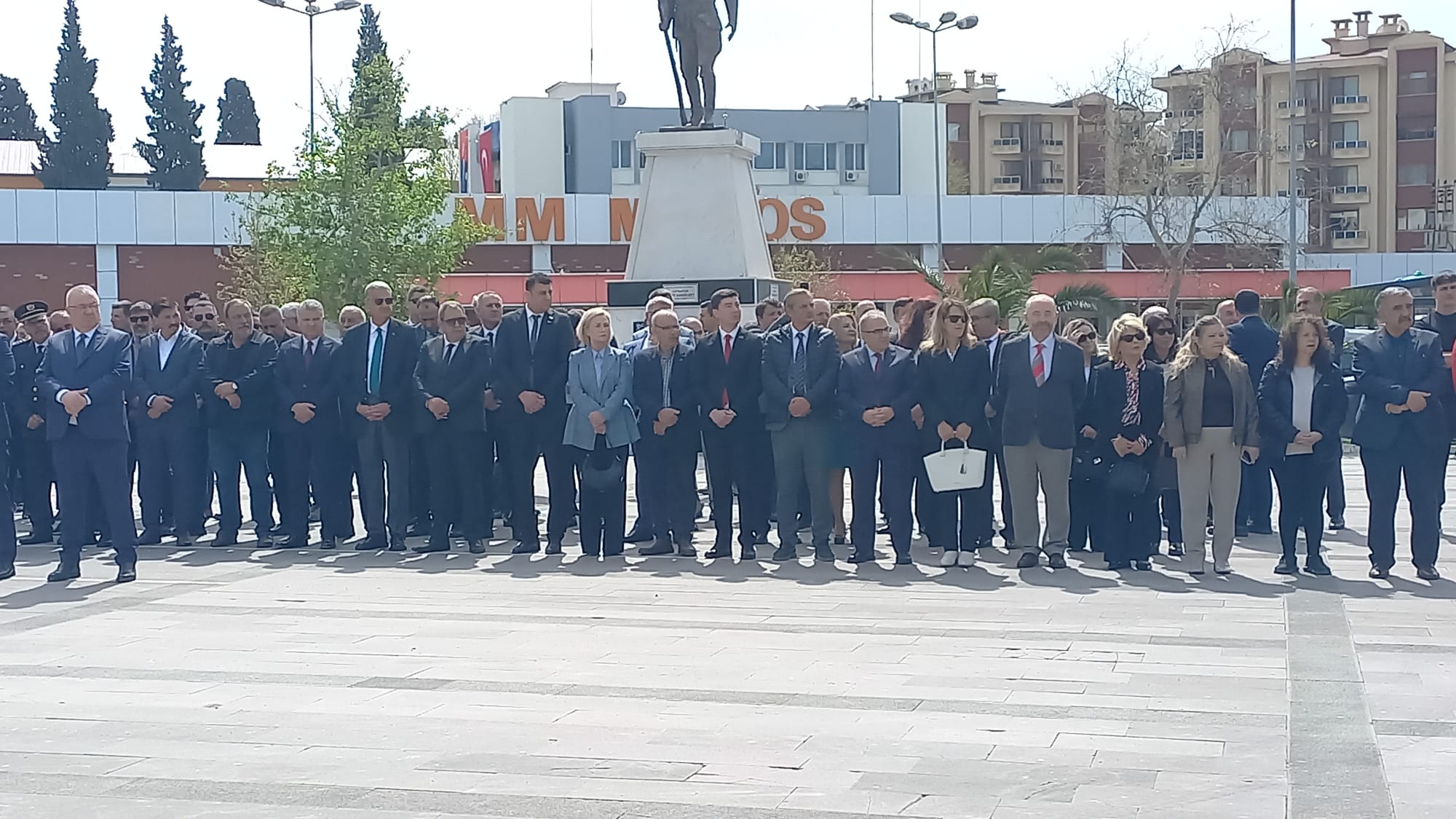 Atatürk’ün Edremit’e Gelişinin 92. Yıl Dönümü Coşkuyla Kutlandı