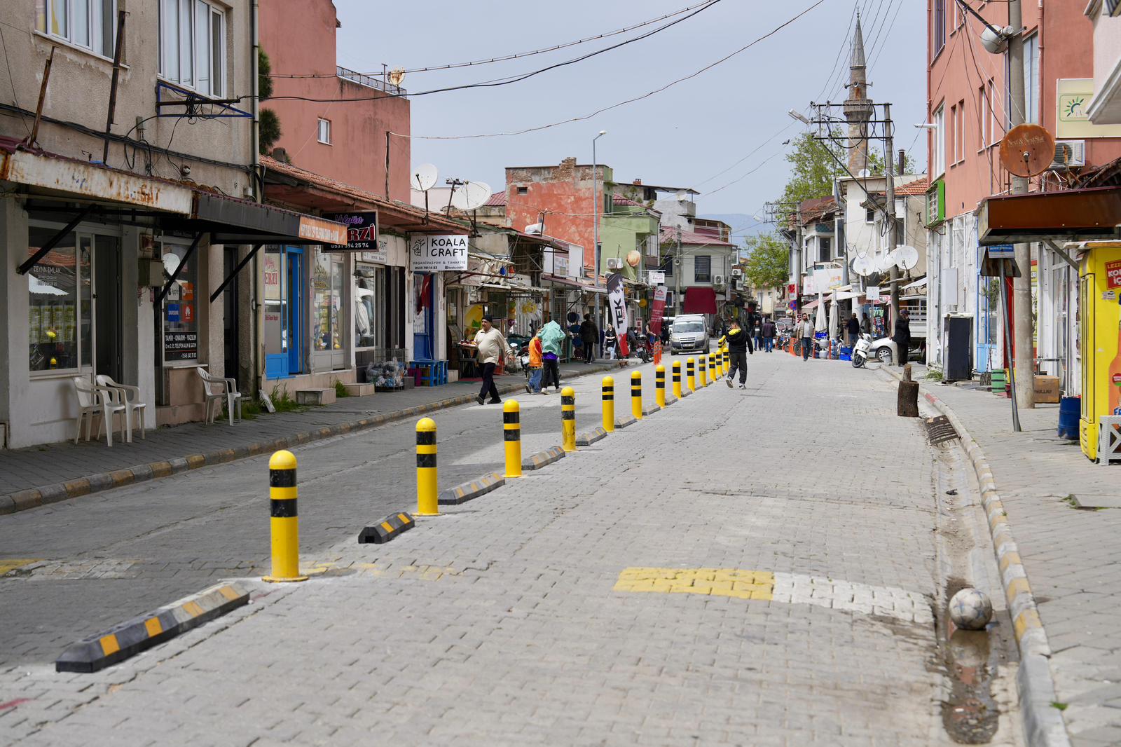 Burhaniye Belediyeasi’nden trafiği rahatlatan hamle