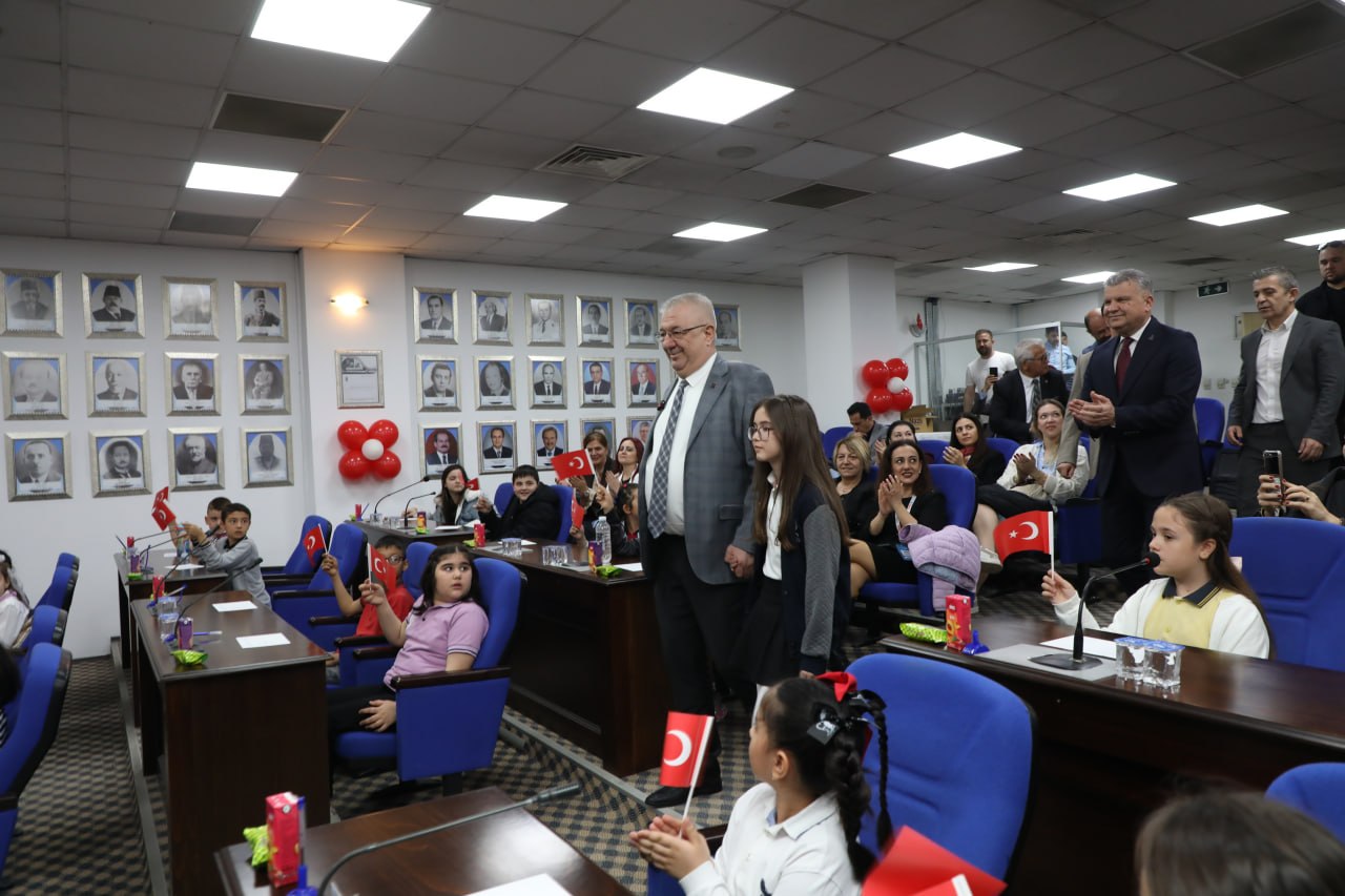 Küçük Bireyler, Büyük Fikirler: Edremit Çocuk Meclisi toplandı