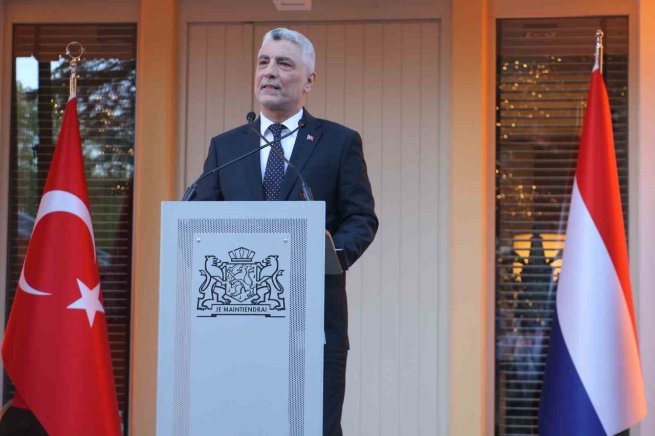 Bakan Bolat: “Hollanda, Türkiye’nin AB üyesi ülkeler arasındaki en önemli ticaret ortaklarındandır