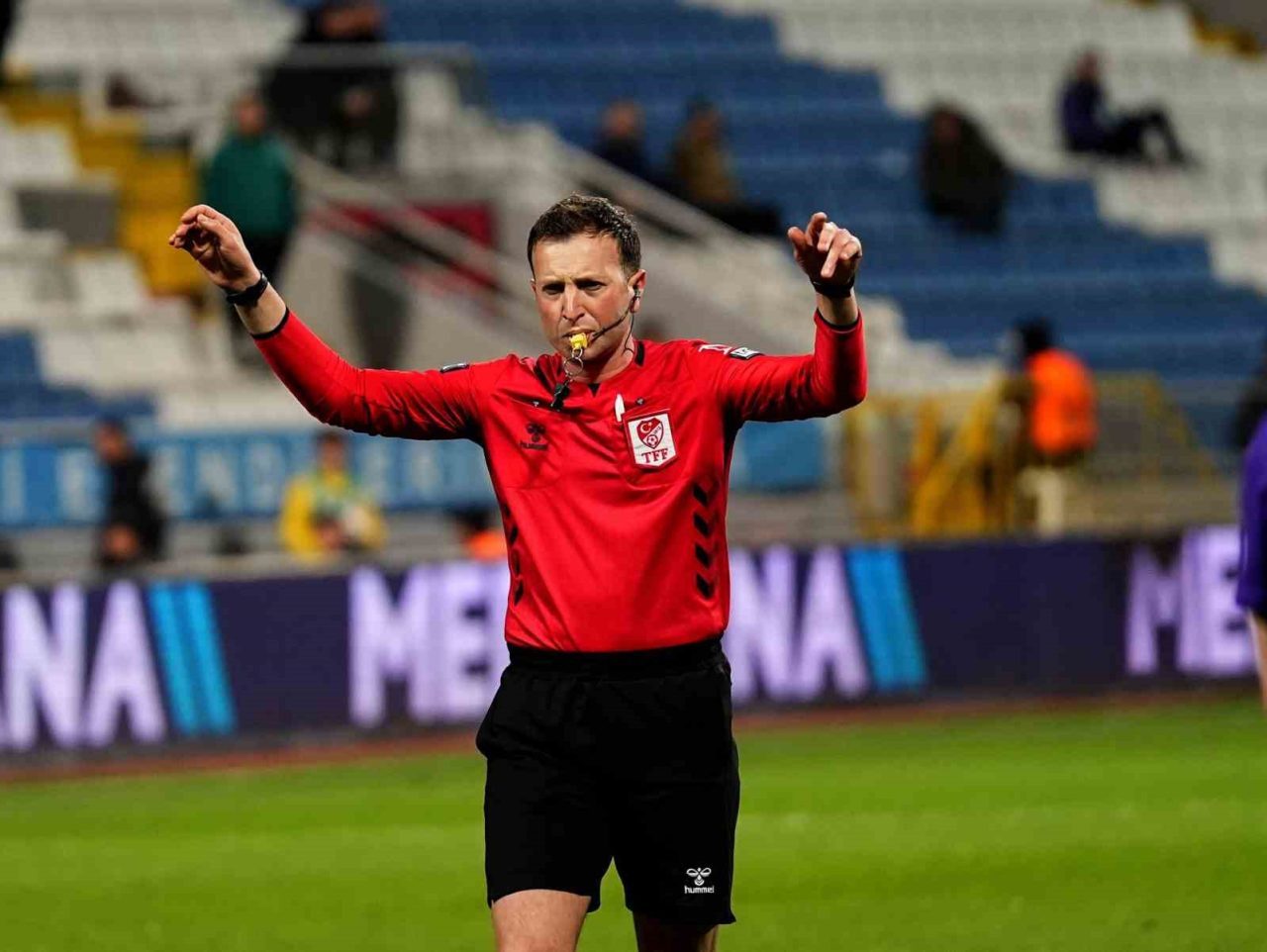 Galatasaray – Fenerbahçe derbisinin hakemi Yasin Kol oldu