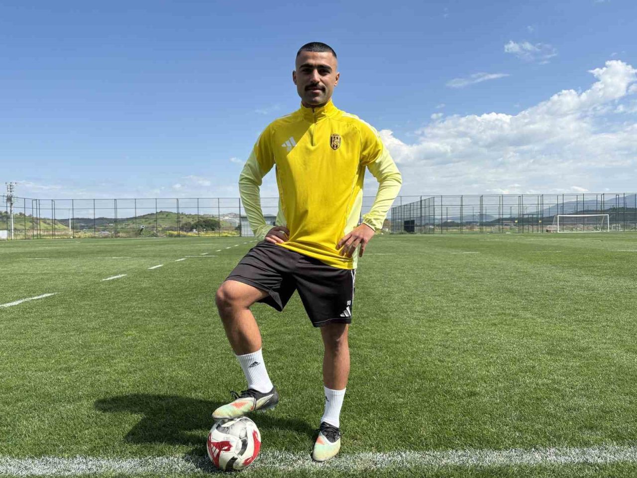 Malik Karaahmet: “Haaland’la yeniden aynı sahada mücadele etmek isterim”