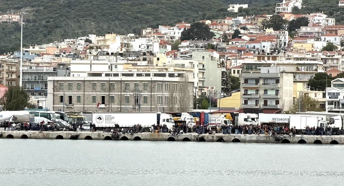 Midilli gümrüğü çarşamba gününe kadar kapalı