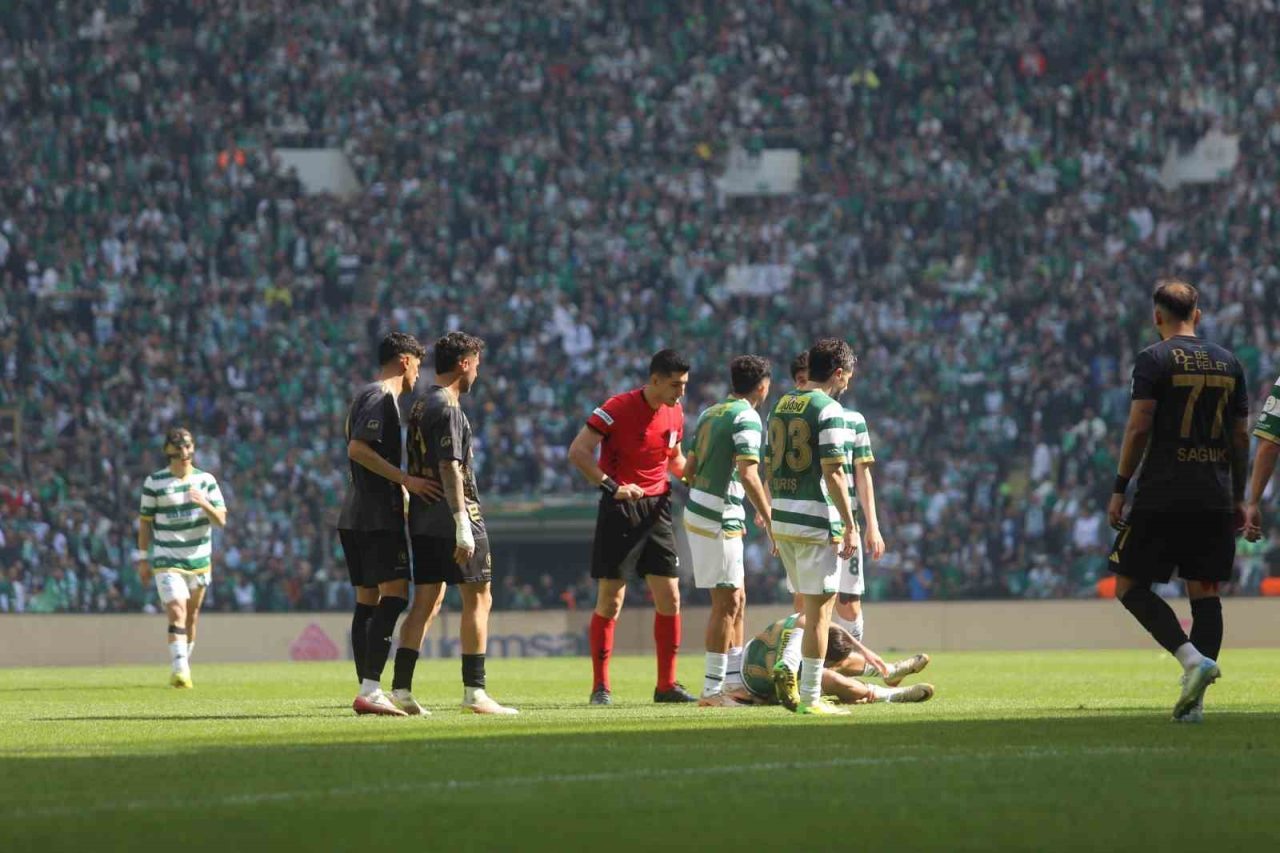 Nesine 2. Lig: Bursaspor: 1 – Somaspor: 0 (İlk yarı)