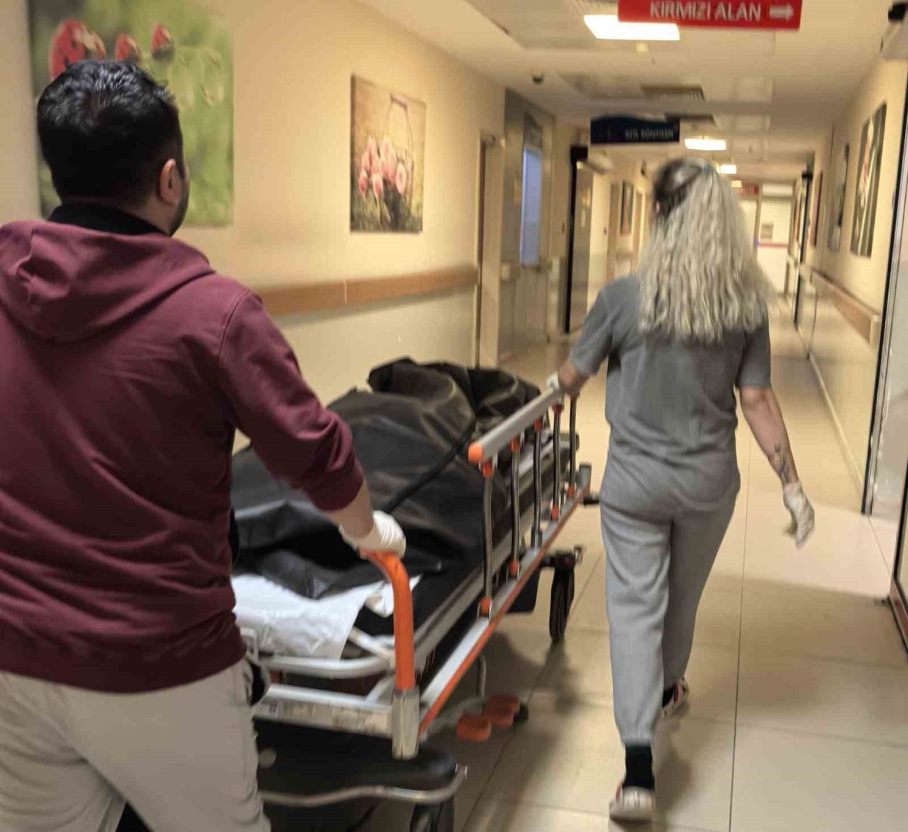 Otobüste kalp krizi geçiren yolcu hayatını kaybetti