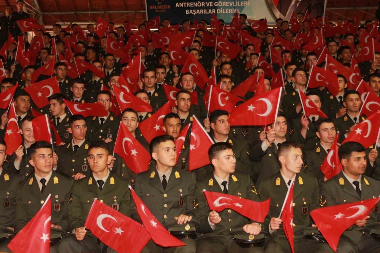 Atatürk’ü Anma, Gençlik ve Spor Bayramı coşkuyla kutlandı