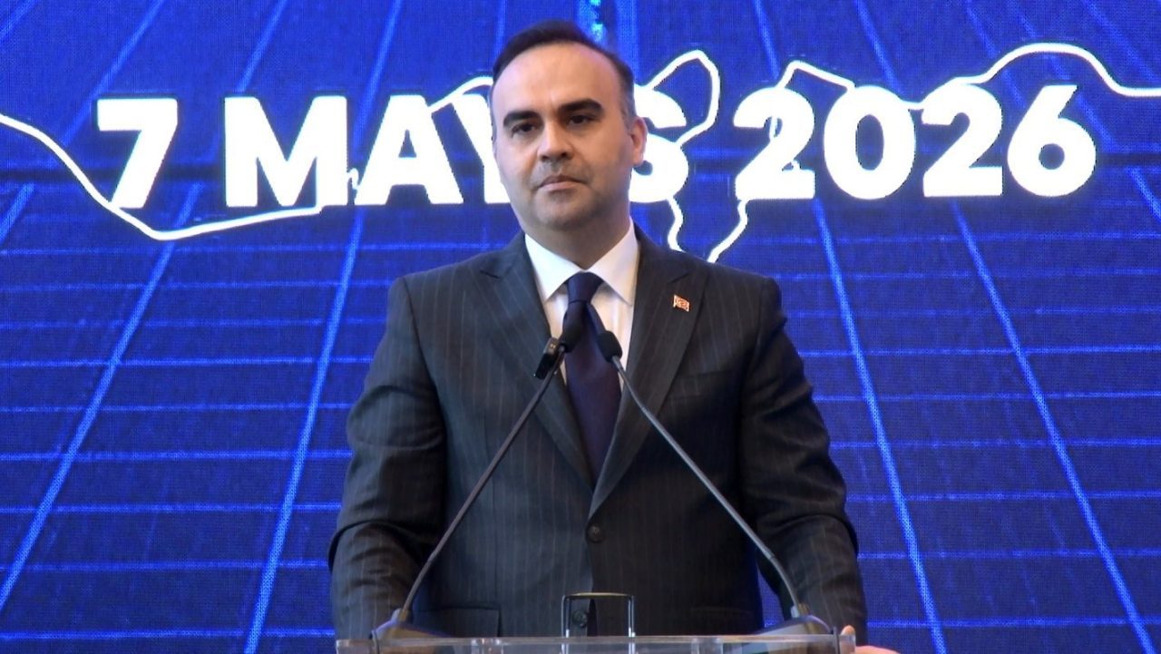 Bakan Kacır: “Ülkemiz en az 5 üretim tesisiyle yıllık 20 gigavatın üzerinde güneş hücresi üretim kapasitesine erişecek”