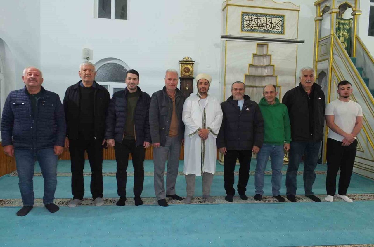Burhaniye’de Müftü Tüfekçioğlu cami gezilerine başladı
