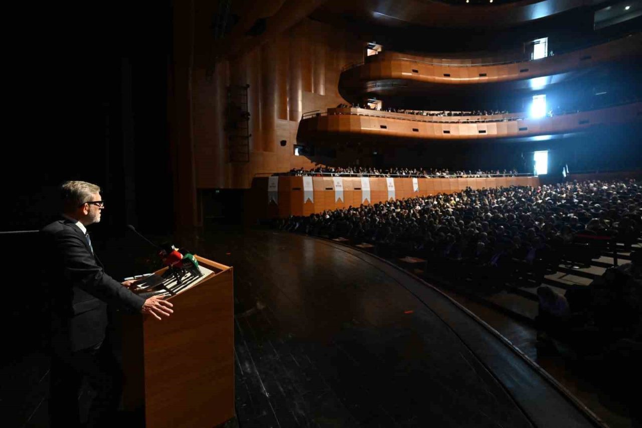 Bursa’da “Türkiye Yüzyılı Vizyonuyla Eğitimde Kamu ve Özel Sektör Buluşması” gerçekleştirildi
