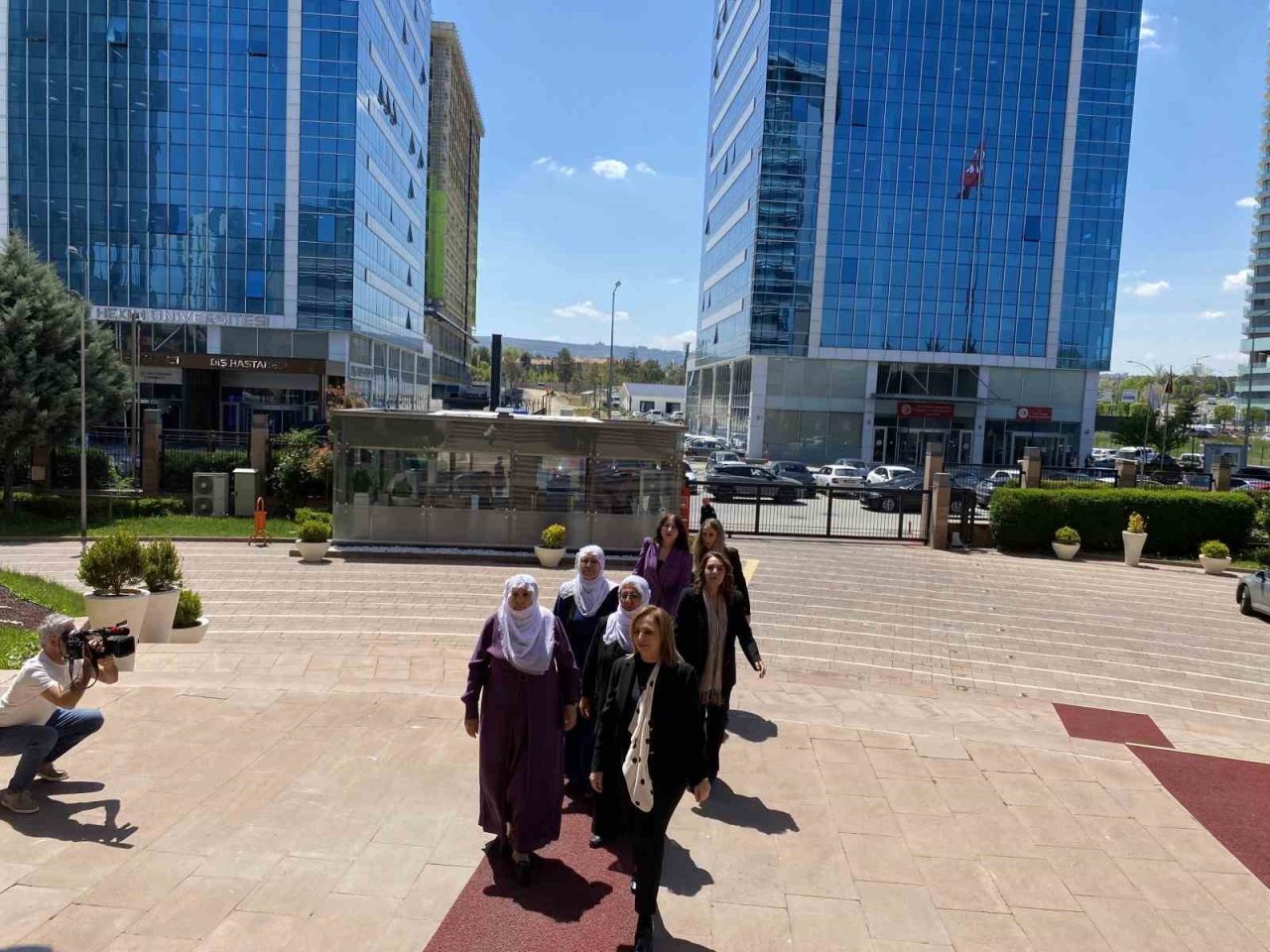 Dem Parti Sözcüsü Doğan’dan CHP’ye anneler günü ziyareti