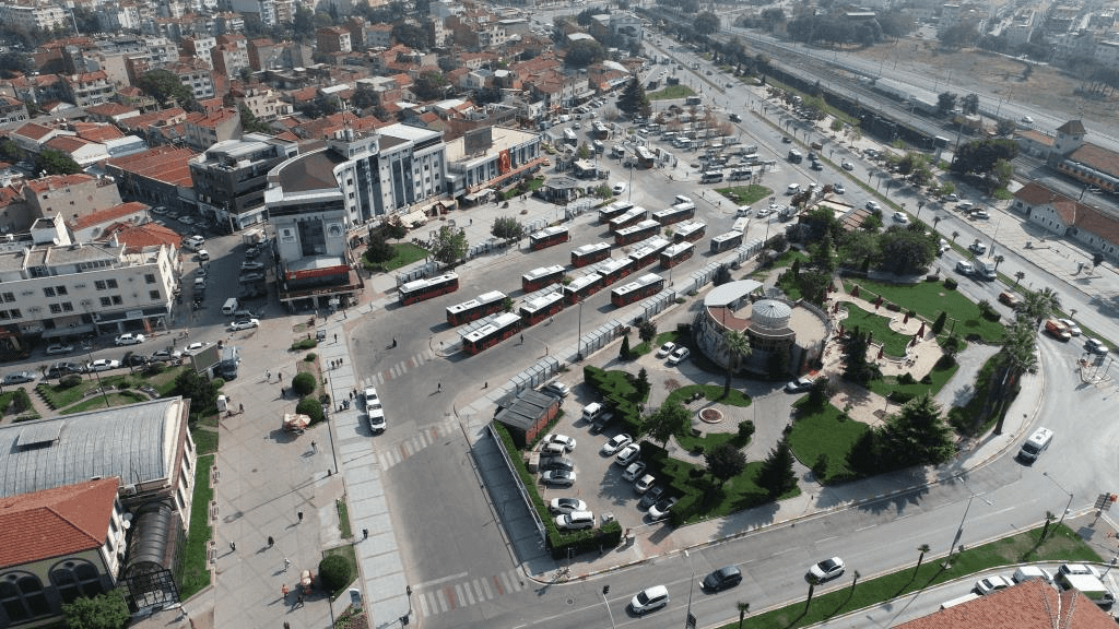 Büyükşehir Belediyesi yeni düzenlemeler ile toplu taşıma ağını rahatlatıyor