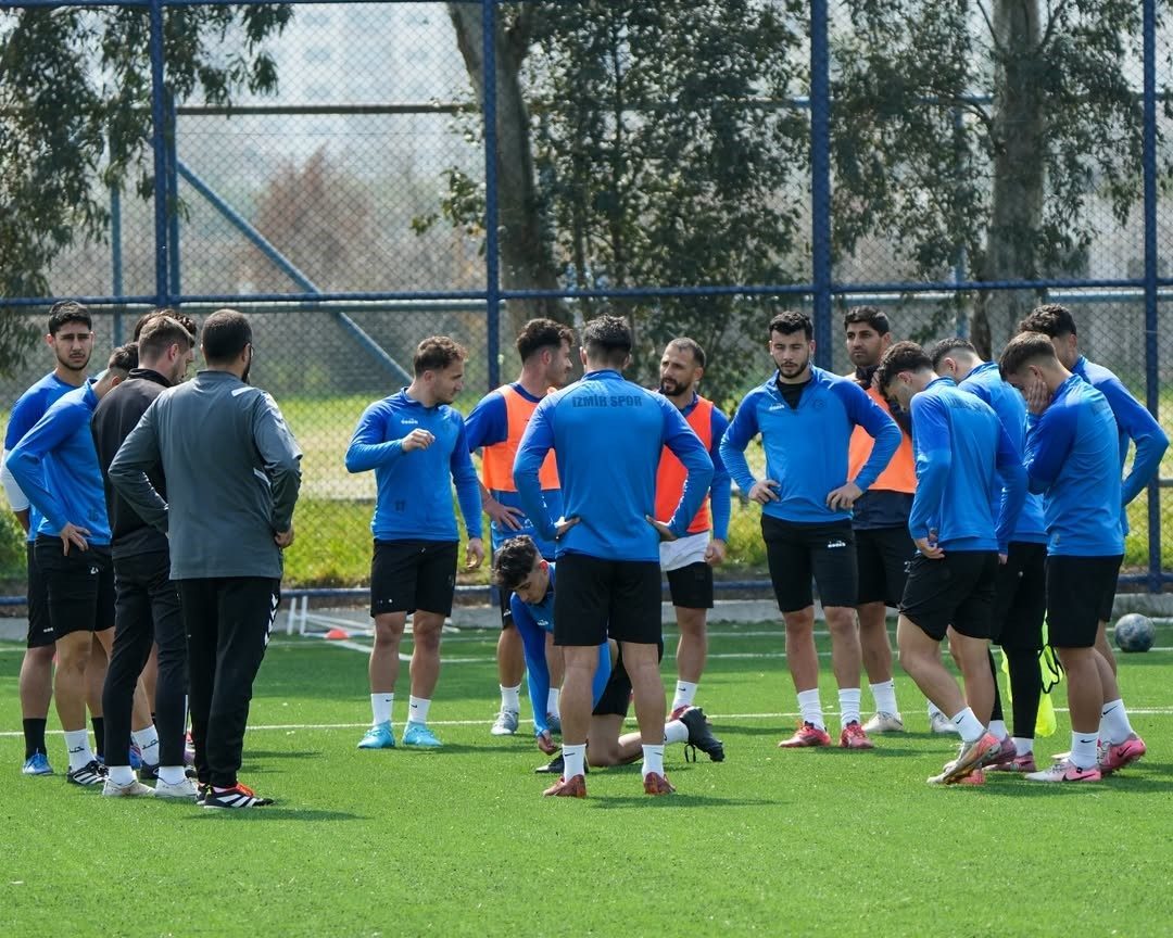 İzmirspor, Süper Amatör Lig’e düştü