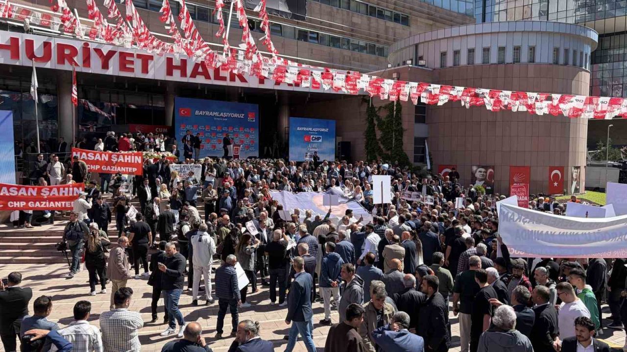 Kılıçdaroğlu’nun bayramlaşma programı öncesi CHP Genel Merkezi’nde hazırlıklar tamamlandı