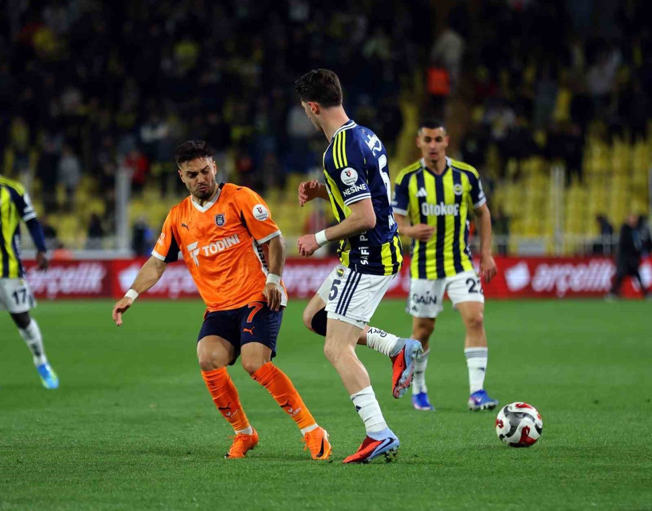 Trendyol Süper Lig: Fenerbahçe: 1 – RAMS Başakşehir: 1 (İlk yarı)