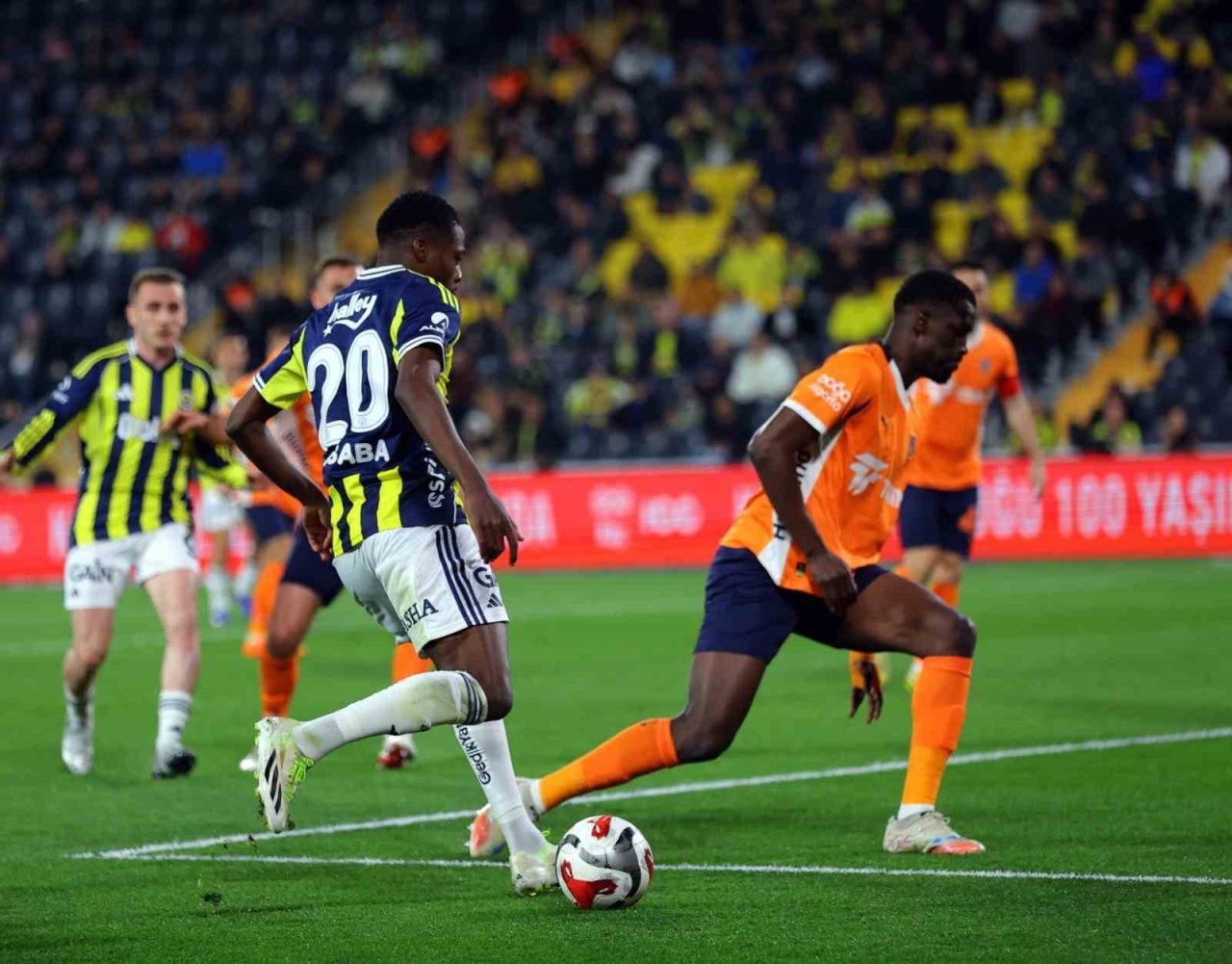 Trendyol Süper Lig: Fenerbahçe: 3 – RAMS Başakşehir: 1 (Maç sonucu)