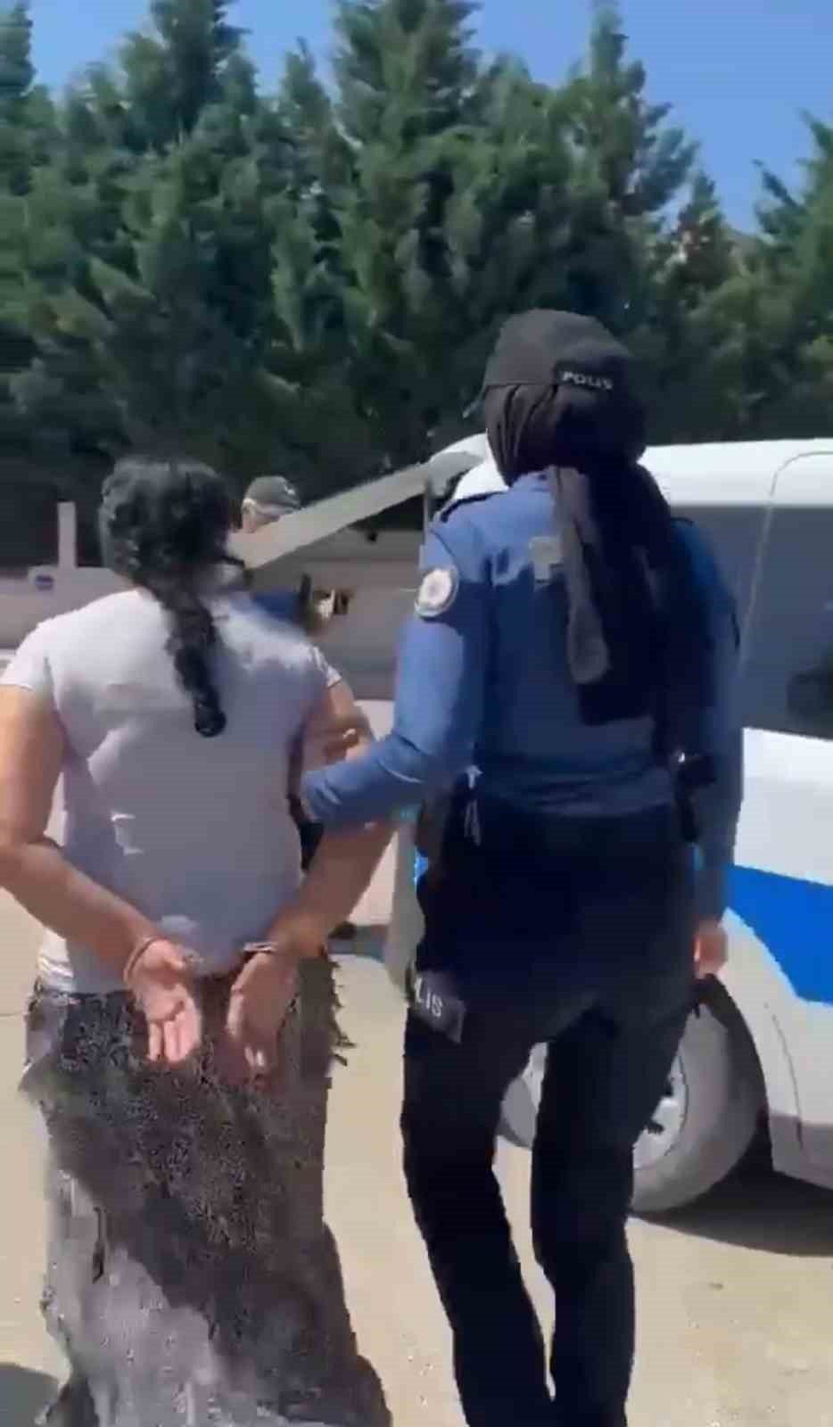 18 yıl 9 ay hapis cezasıyla aranan hükümlü Karacabey’de yakalandı