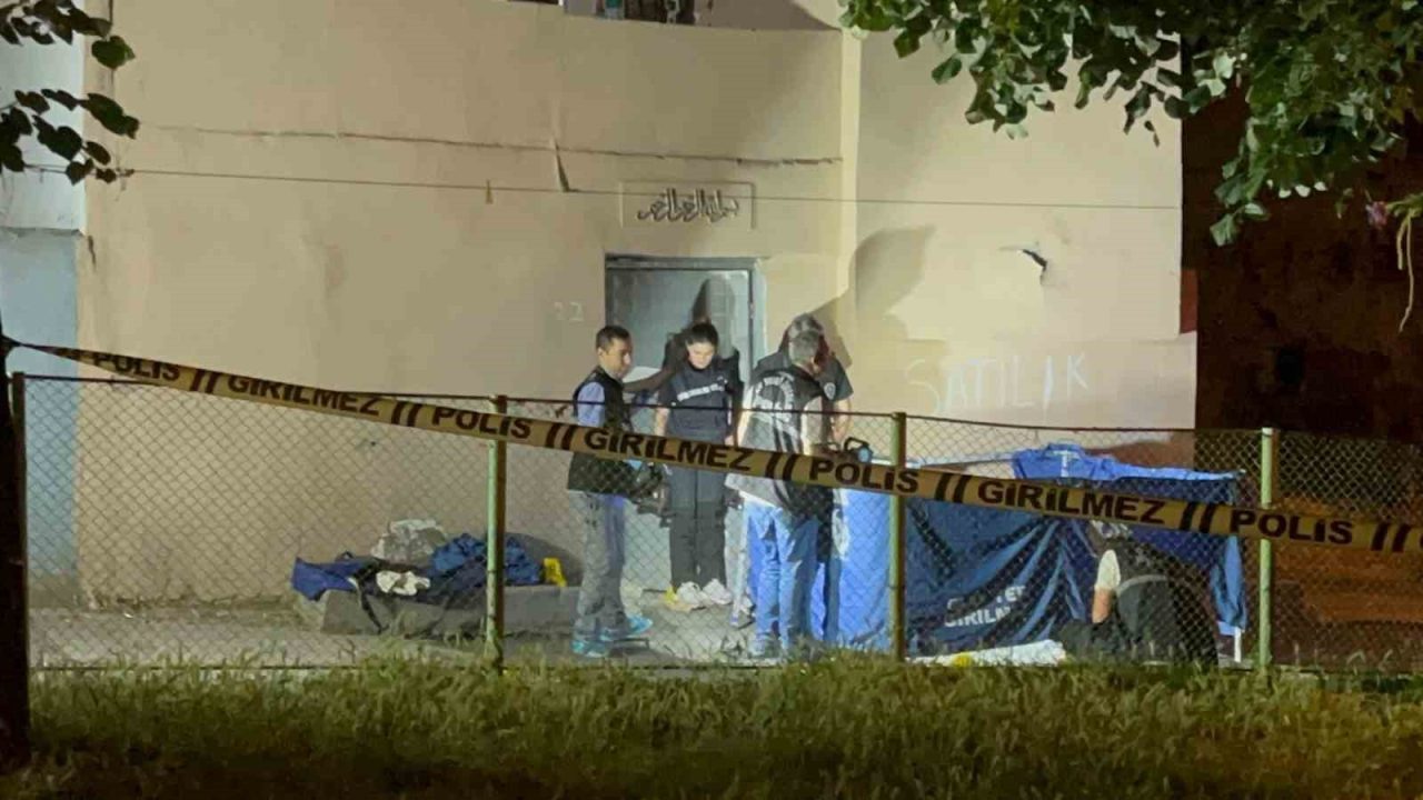 Bursa’da sokak ortasında tartışma kanlı bitti: Karı-Koca hayatını kaybetti