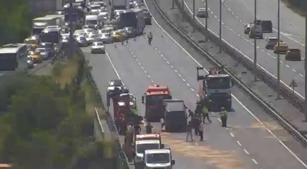 Eyüpsultan’da zincirlime trafik kazası: 6 yaralı