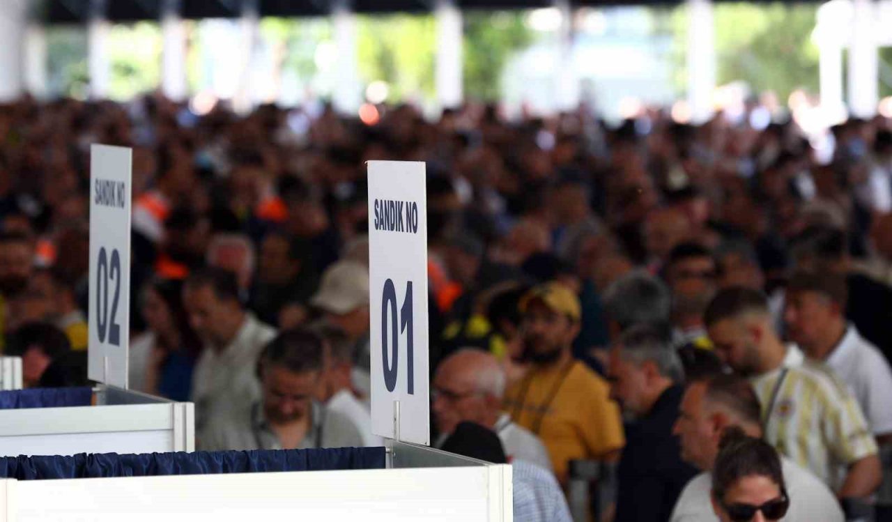 Fenerbahçe’de oy sayma işlemi başladı