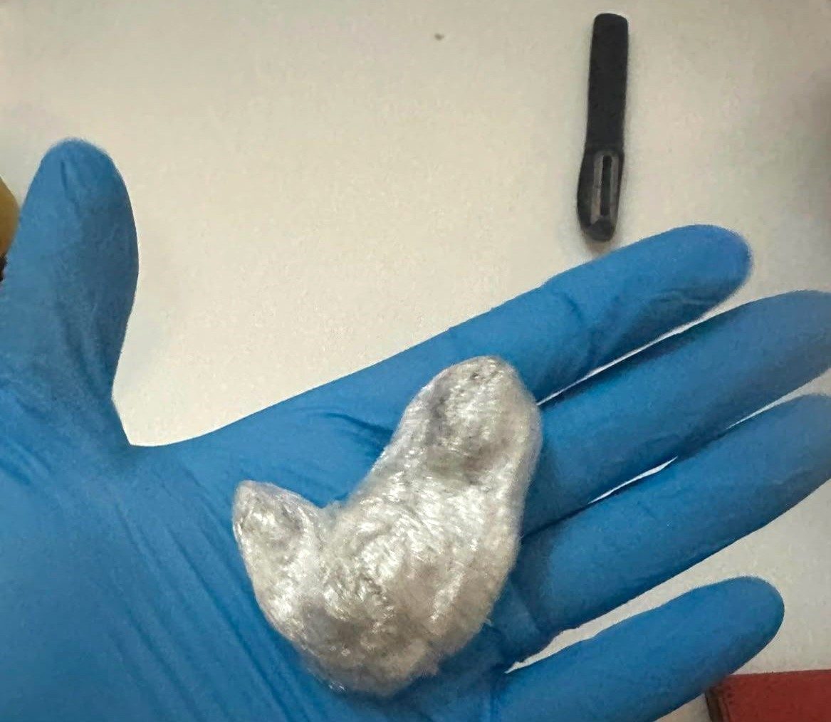 İstanbul’da ünlülere uyuşturucu operasyonunda 8,43 gram esra
