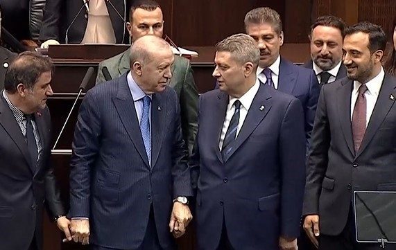 İYİ Parti’den istifa eden Ersin Beyaz AK Parti’ye 