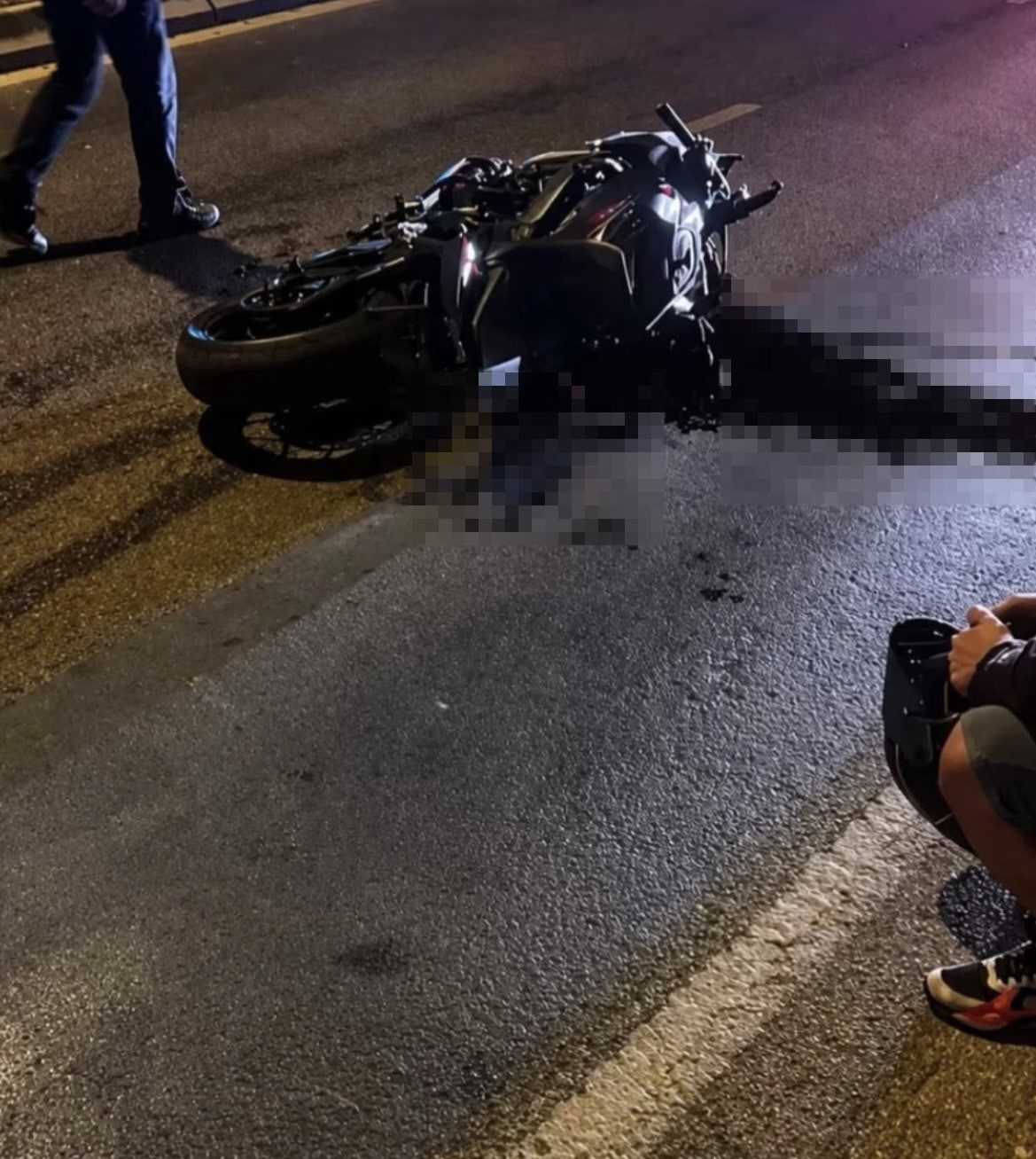 İzmir’de motosiklet kazası: Sürücü hayatını kaybet