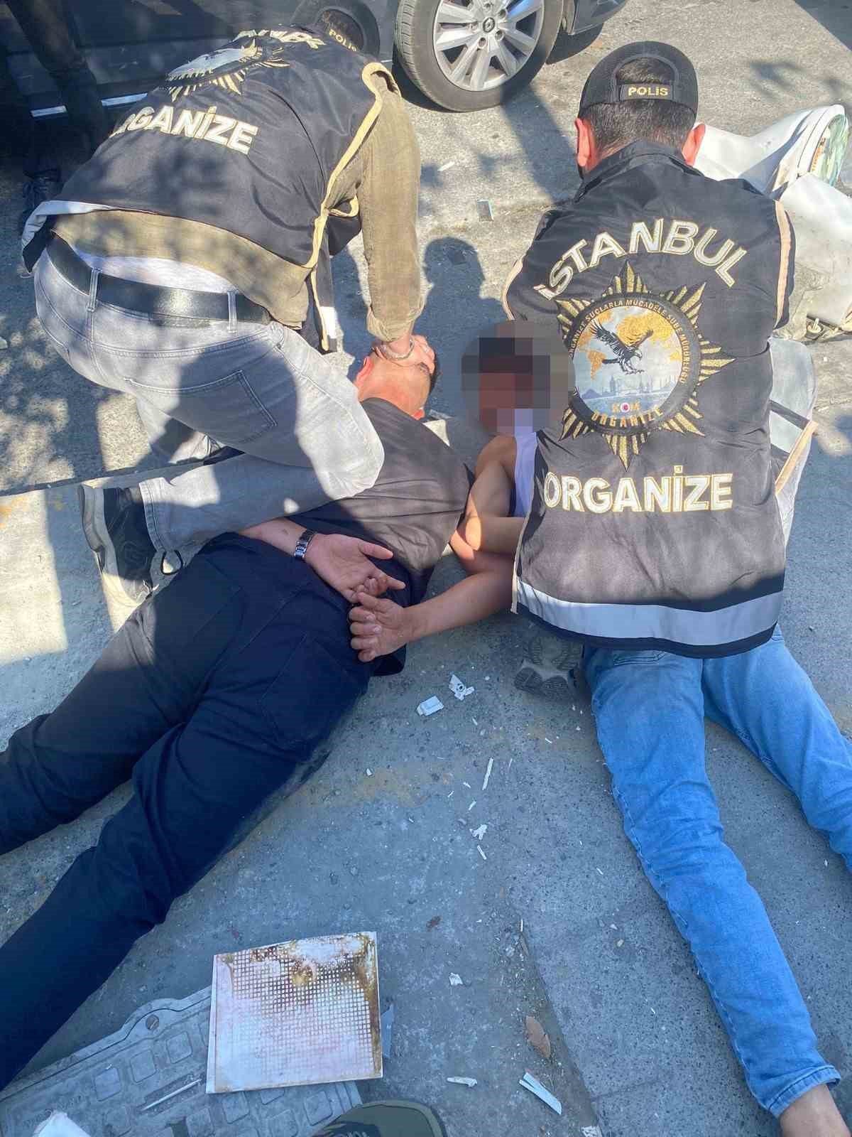 Maltepe’de Otokoç Genel Müdürlüğü’ne saldıran 2 şüpheli yaka