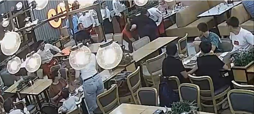 Restorandaki ’tereyağı şovu’ 2 yaşındaki bebeği yaktı